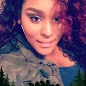 Meet your Posher, Taja